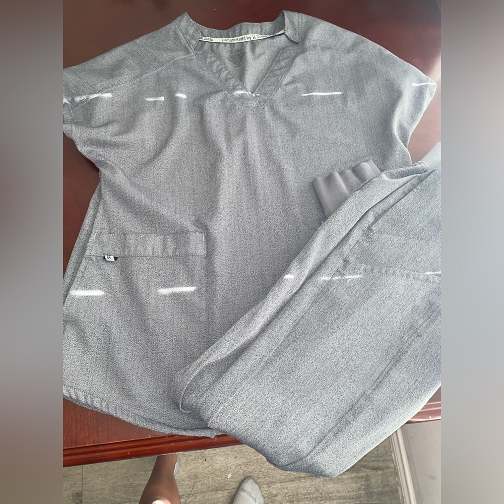 Gray nurse/doctor scrubs set size XS women